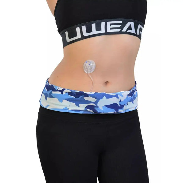 Insulin pump waist belt in trendy prints, secure and discreet for active lifestyle.