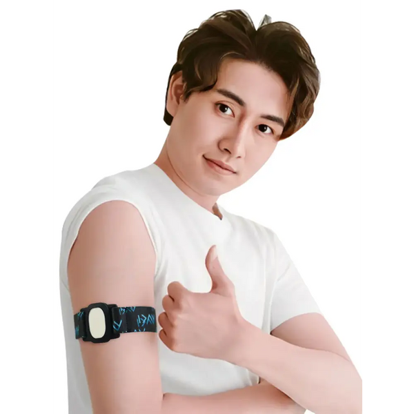 Buzud CGM Adjustable Armband - Dia-Style worn by a person, ensuring secure fit for glucose monitoring.