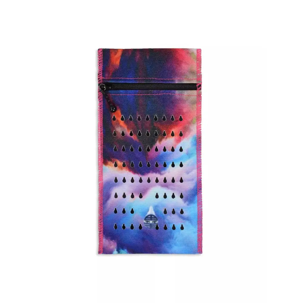 Insulin cooling wallet for 2 pens or vials in vibrant design, keeps insulin cool up to 48 hours without electricity.