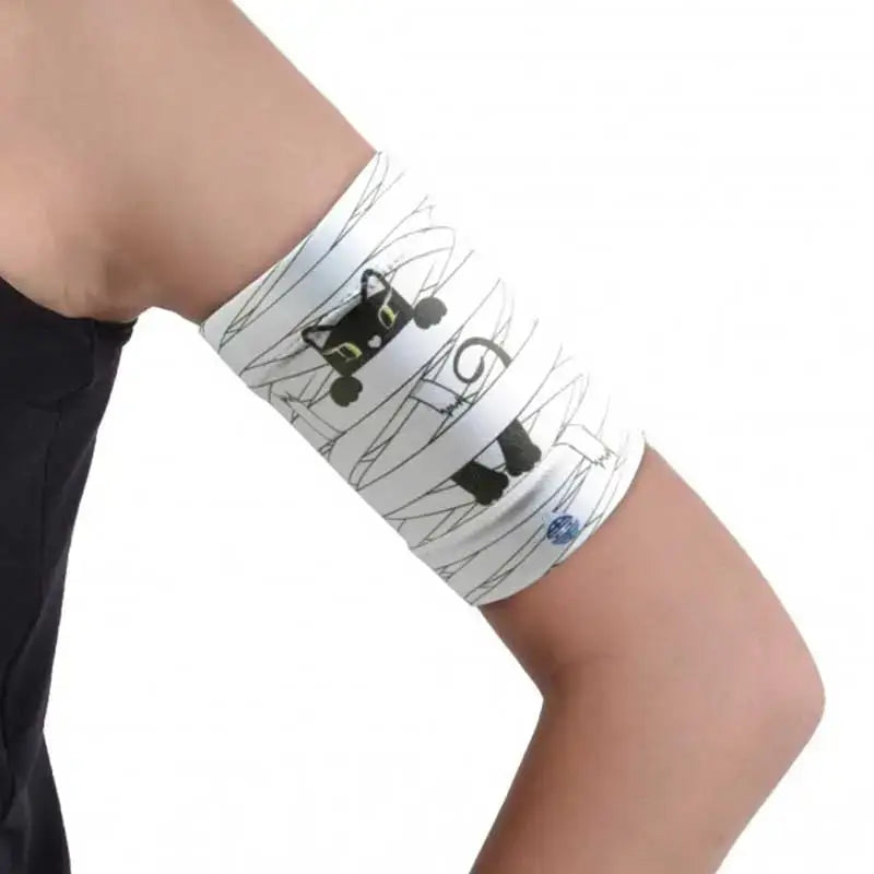 Blood Glucose Sensor Armband for Children with Cat Print - Fauna & Flora Design